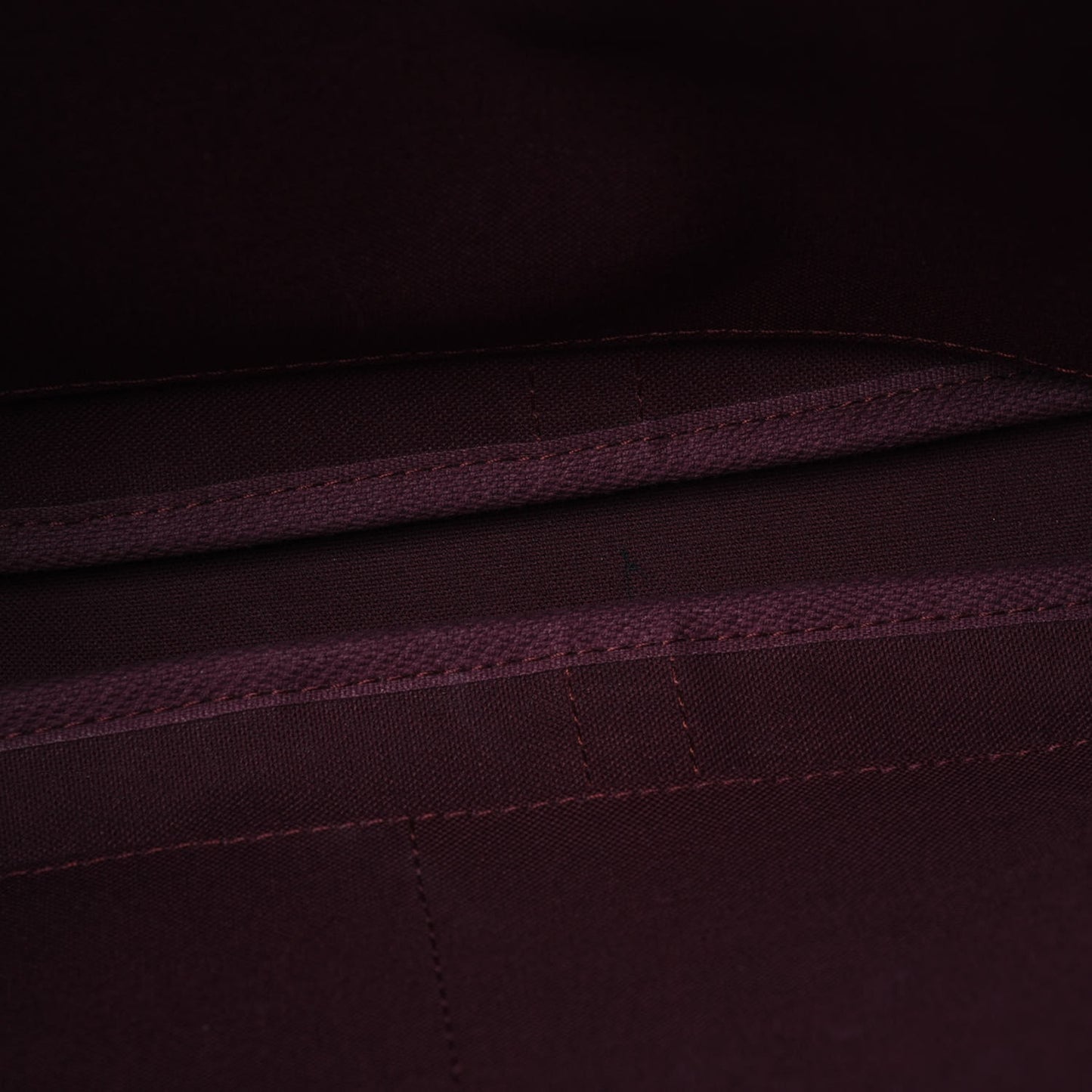 Monogram Macassar Porte-Documents Voyage PM