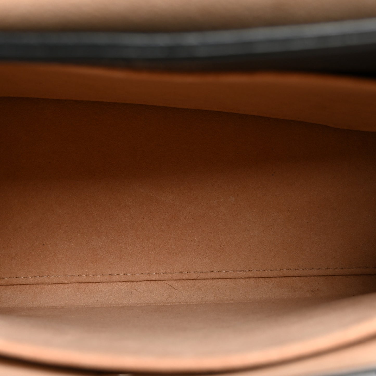 Calfskin Lockme Ever BB Black