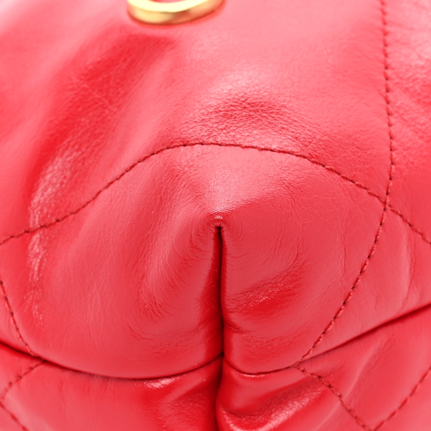 Shiny Calfskin Quilted Mini Chanel 22 Red