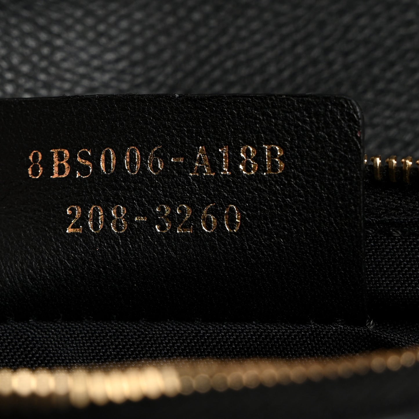 Vitello Cruise F is Fendi Medium Envelope Wallet on Chain Black