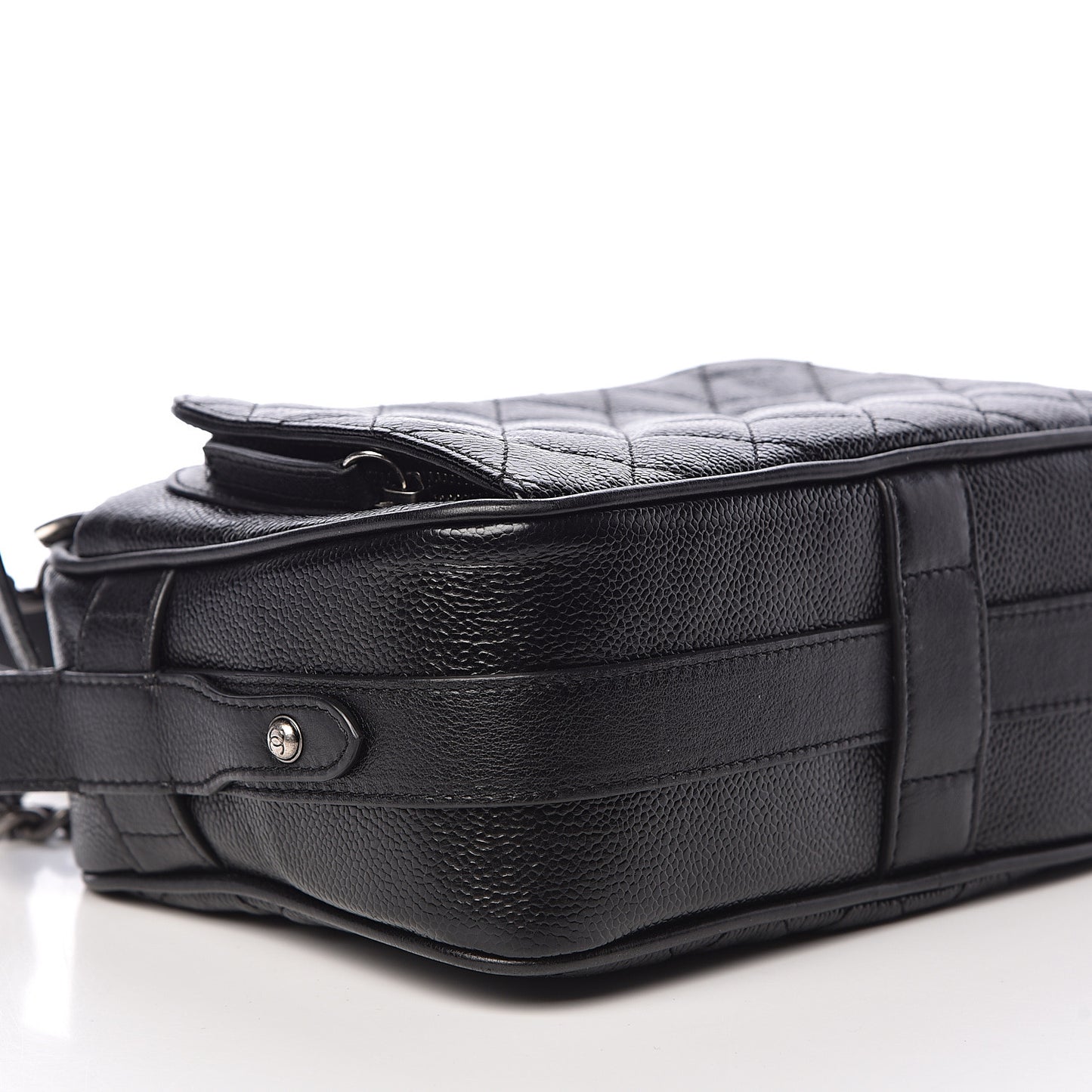 Caviar Quilted Medium Business Trip Camera Bag Black