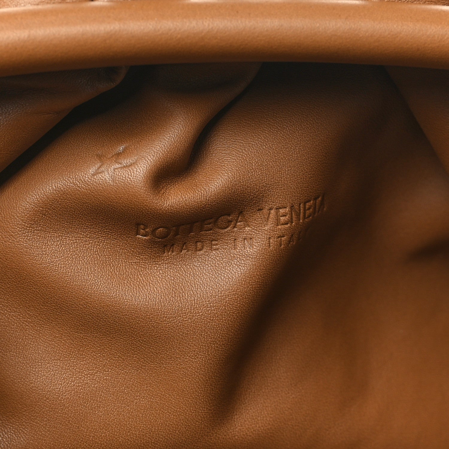 Bottega Veneta Smooth Butter Calf The Pouch Oversized Clutch Cammello 6 of 10