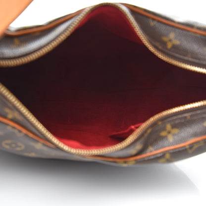 Louis Vuitton Monogram Croissant GM 5 of 11