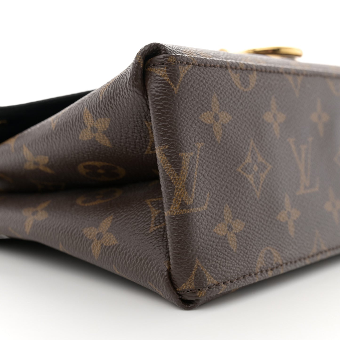 Epi Monogram Saint Michel Black