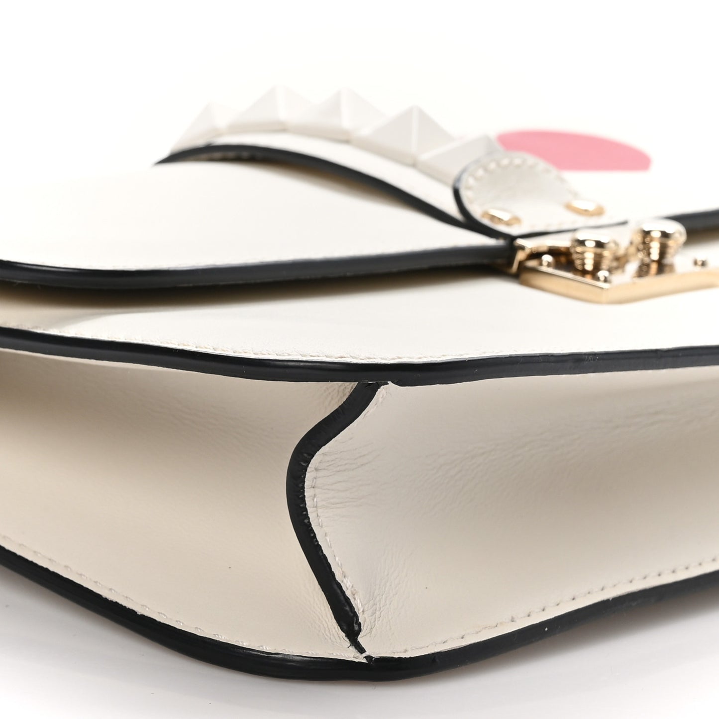 Nappa Painted Heart Medium Glam Lock Rockstud Flap White