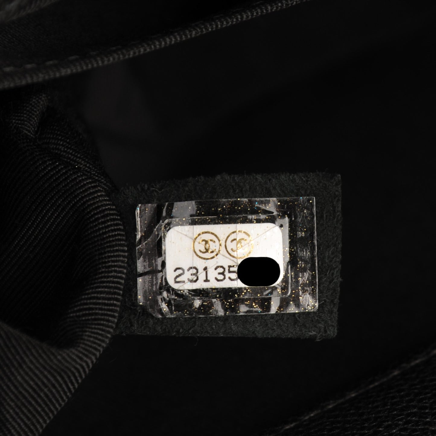 Caviar Quilted Medium Boy Flap Black