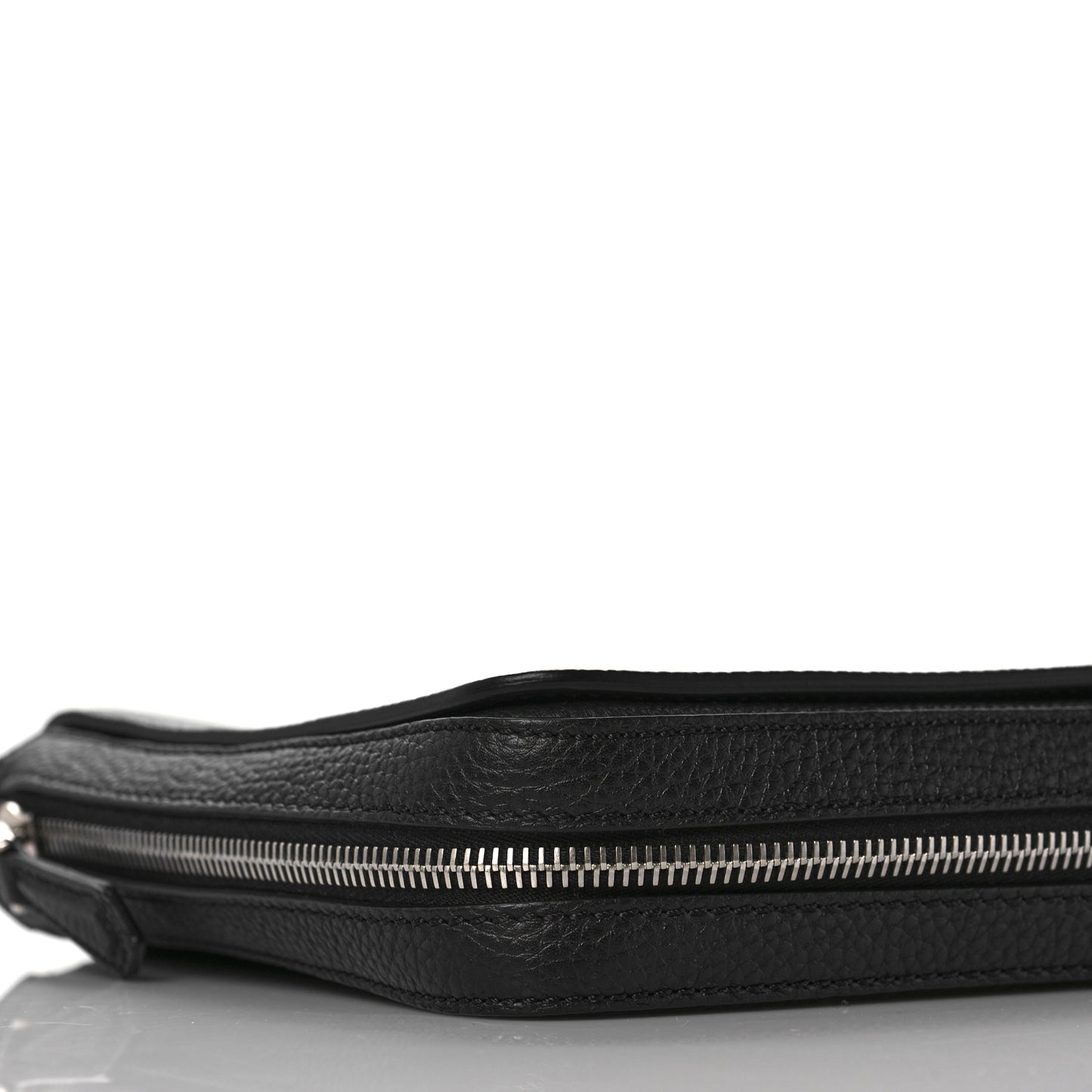 Cuoio Romano Selleria Messenger Black