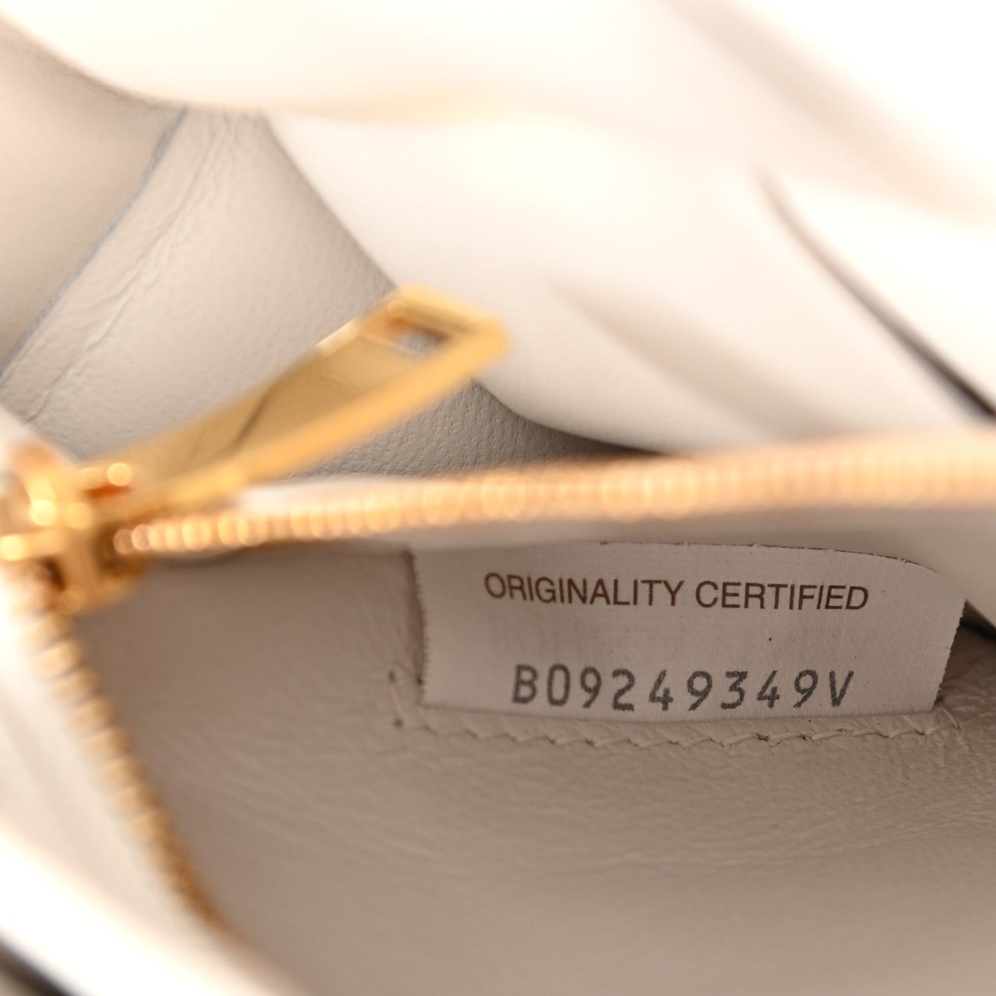 Lambskin Maxi Intreccio Padded Chain Cassette Crossbody Bag White