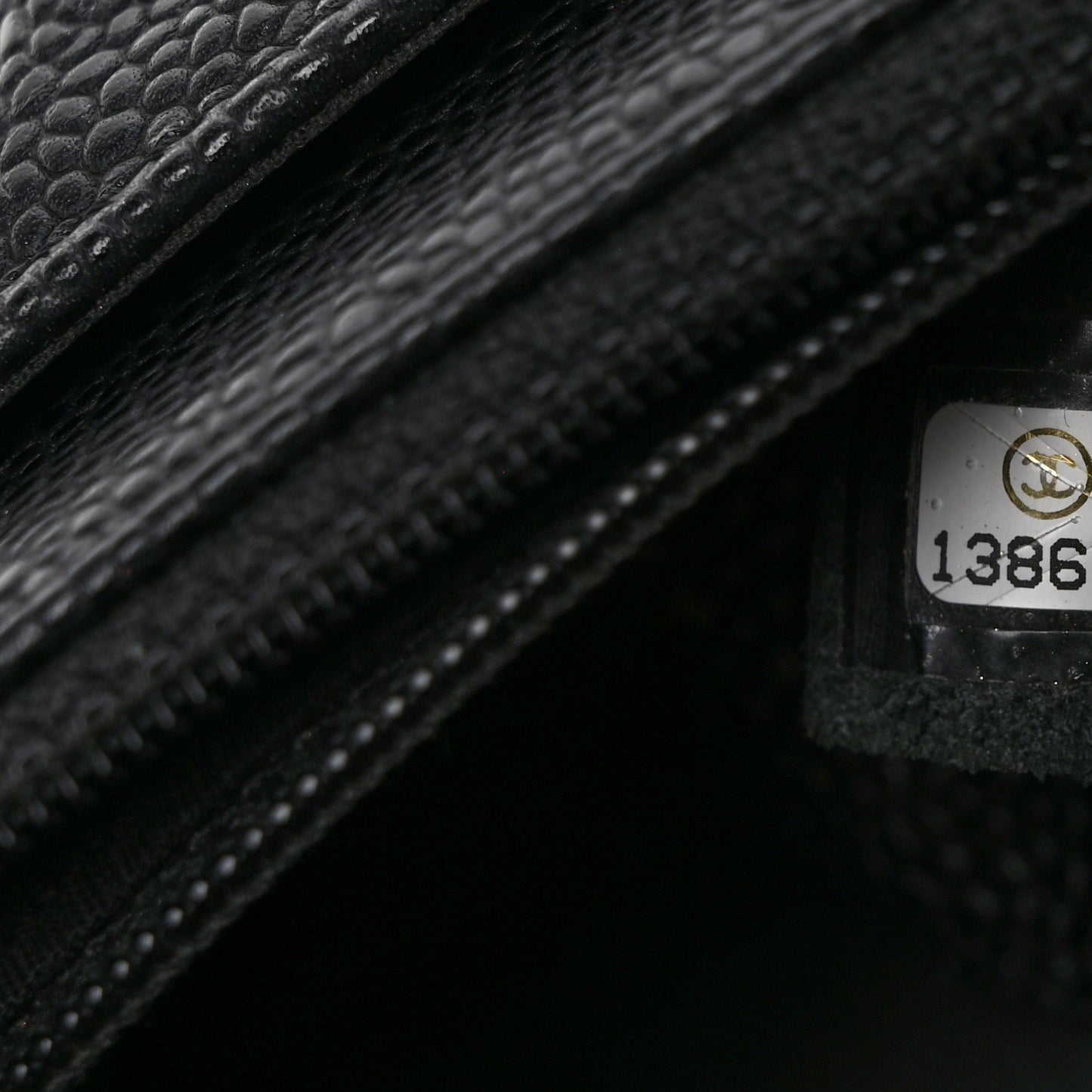 Caviar Half Moon Wallet On Chain WOC Black