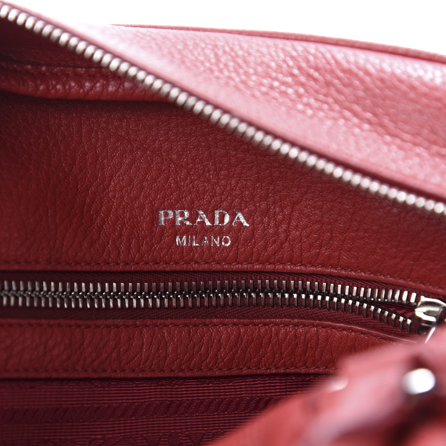 Vitello Daino Satchel Rosso
