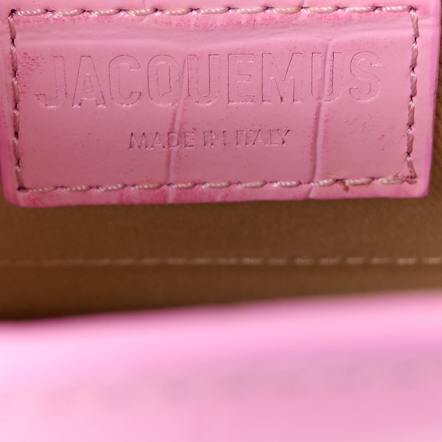 Calfskin Crocodile Embossed Le Chiquito Moyen Pink