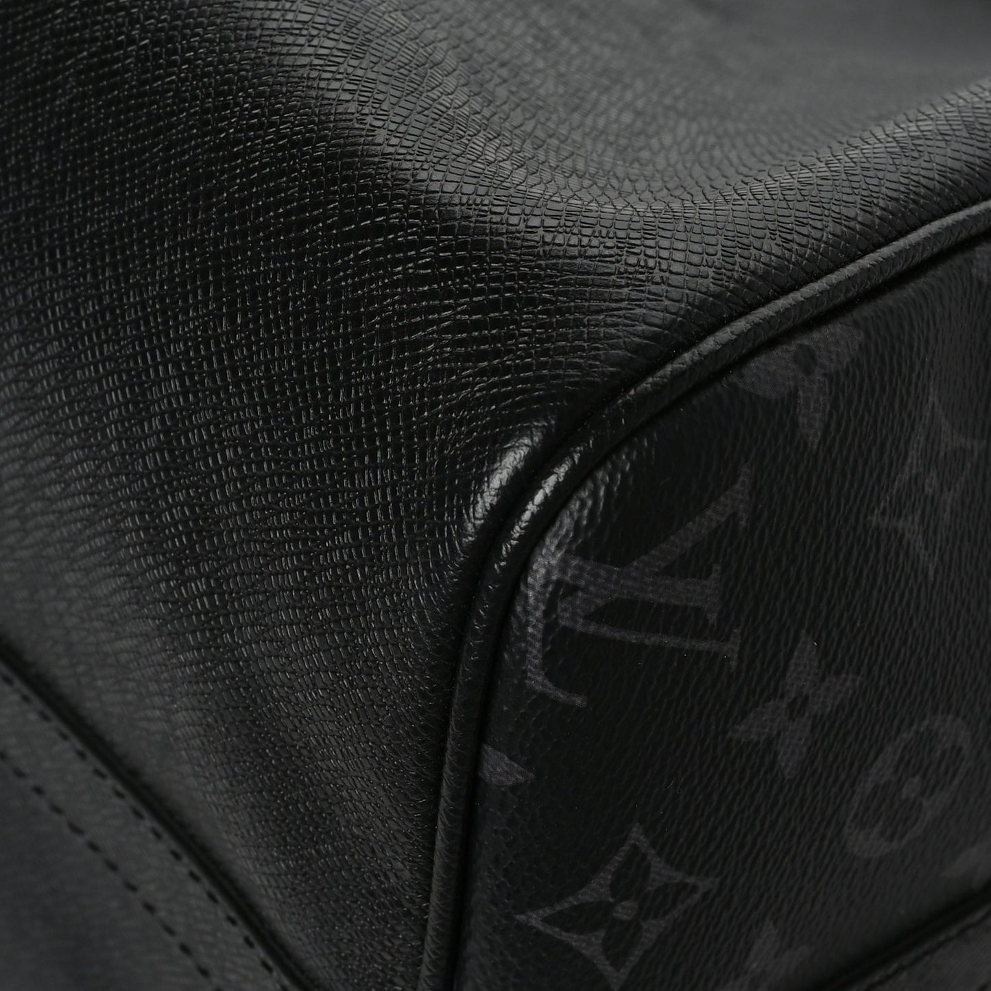 Taiga Monogram Eclipse Keepall Bandouliere 50 Black