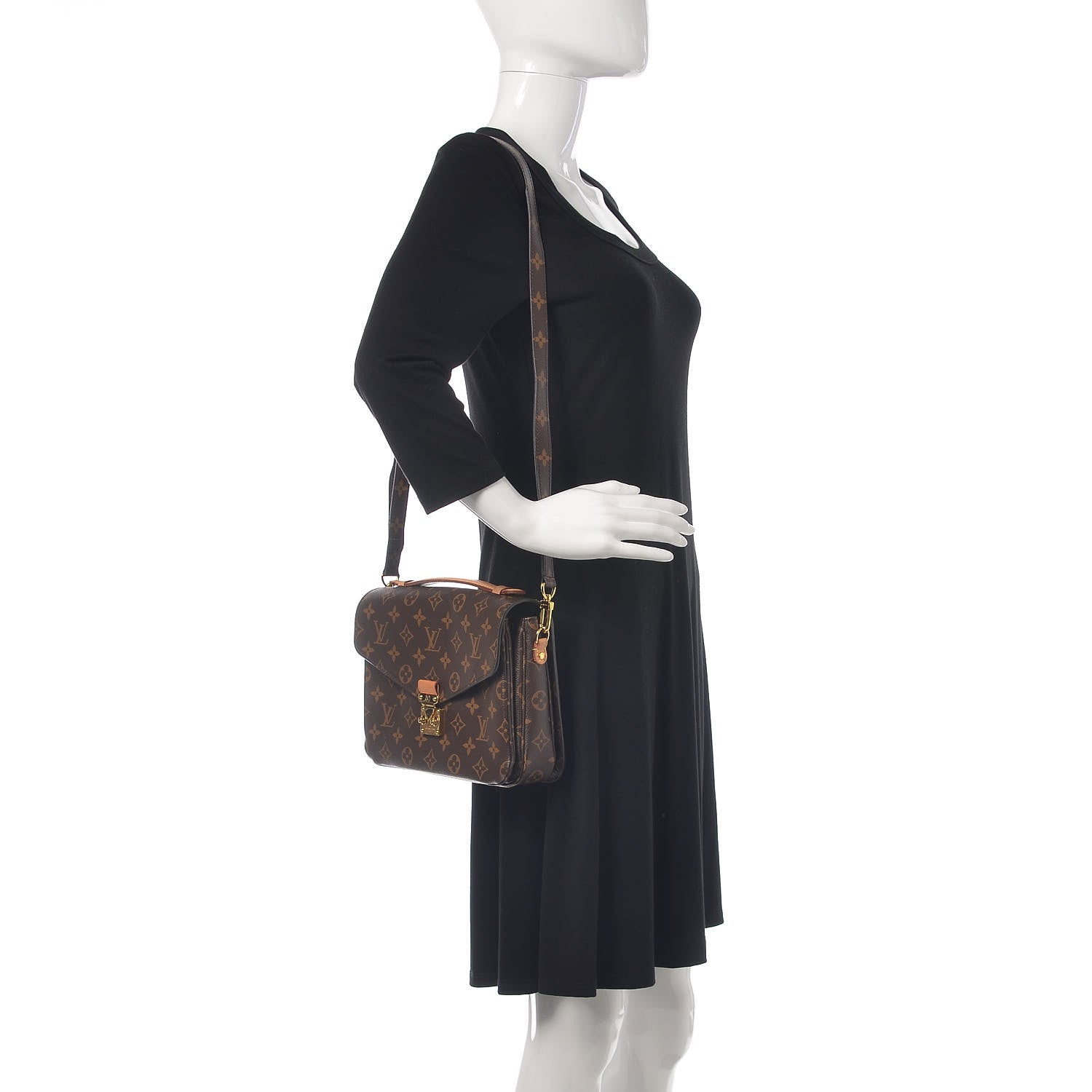 Louis Vuitton Monogram Pochette Metis 2 of 10