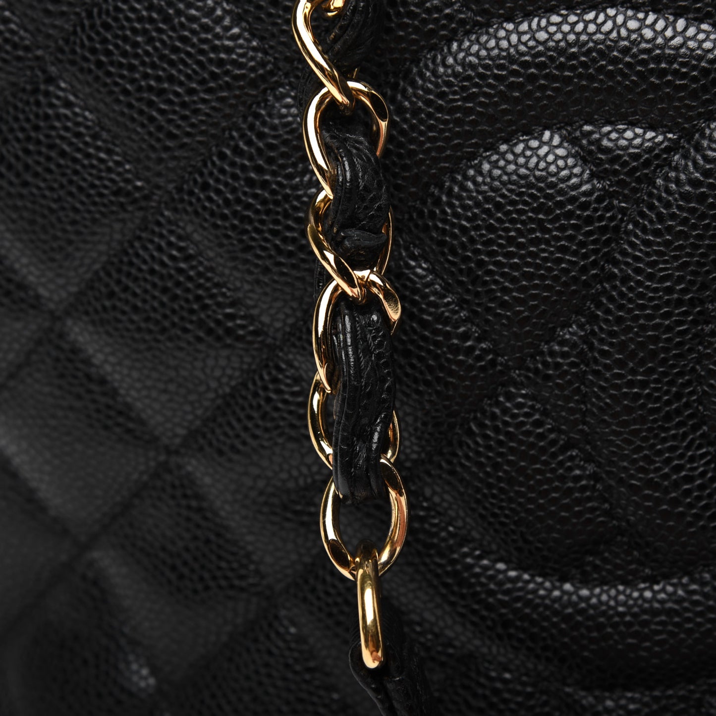 Caviar Quilted Grand Shopping Tote GST Black