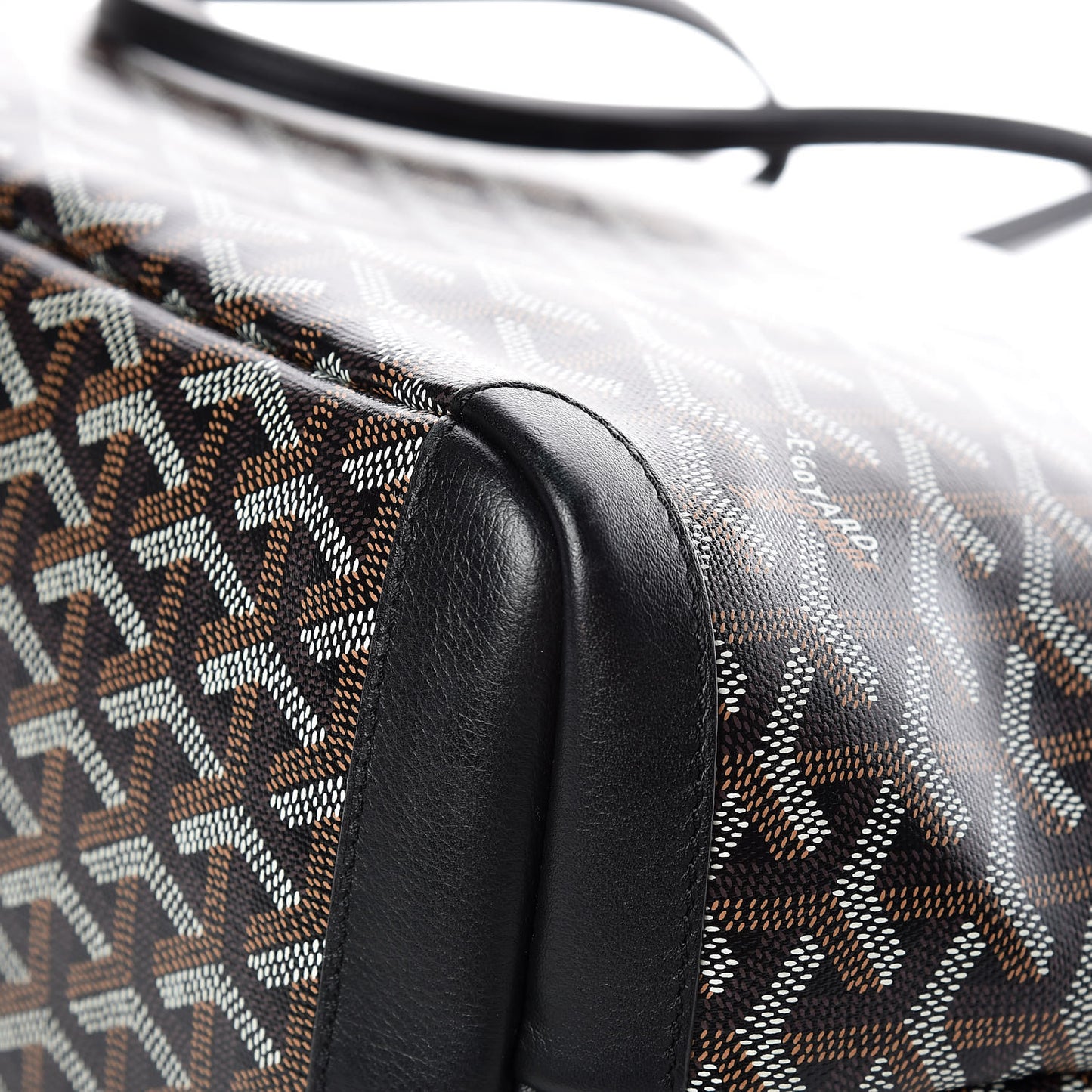 Goyardine Artois MM Black
