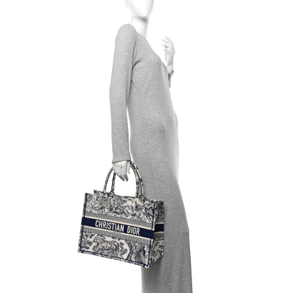 Christian Dior Canvas Embroidered Medium Dioriviera Toile De Jouy Reverse Book Tote Blue 2 of 13