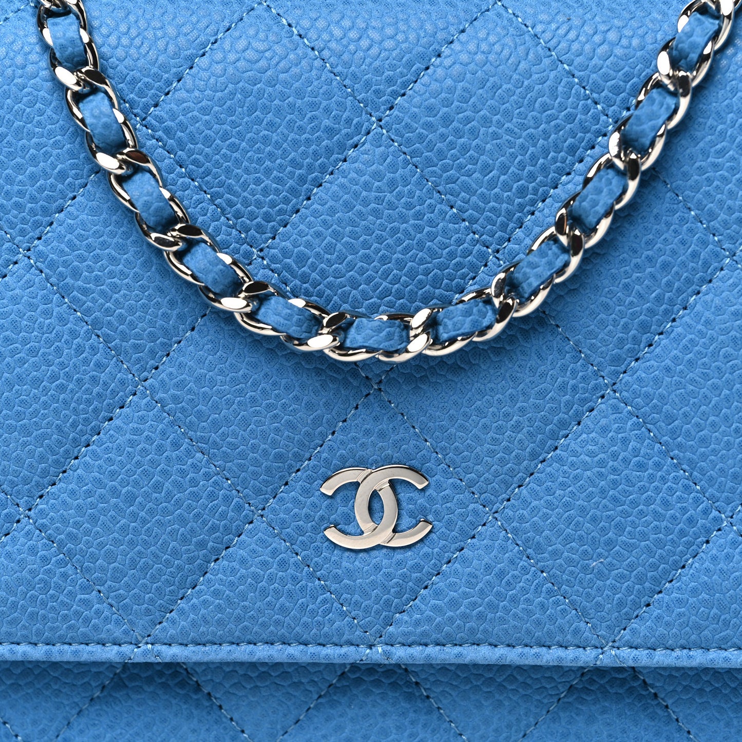 Iridescent Caviar Quilted Wallet on Chain WOC Blue