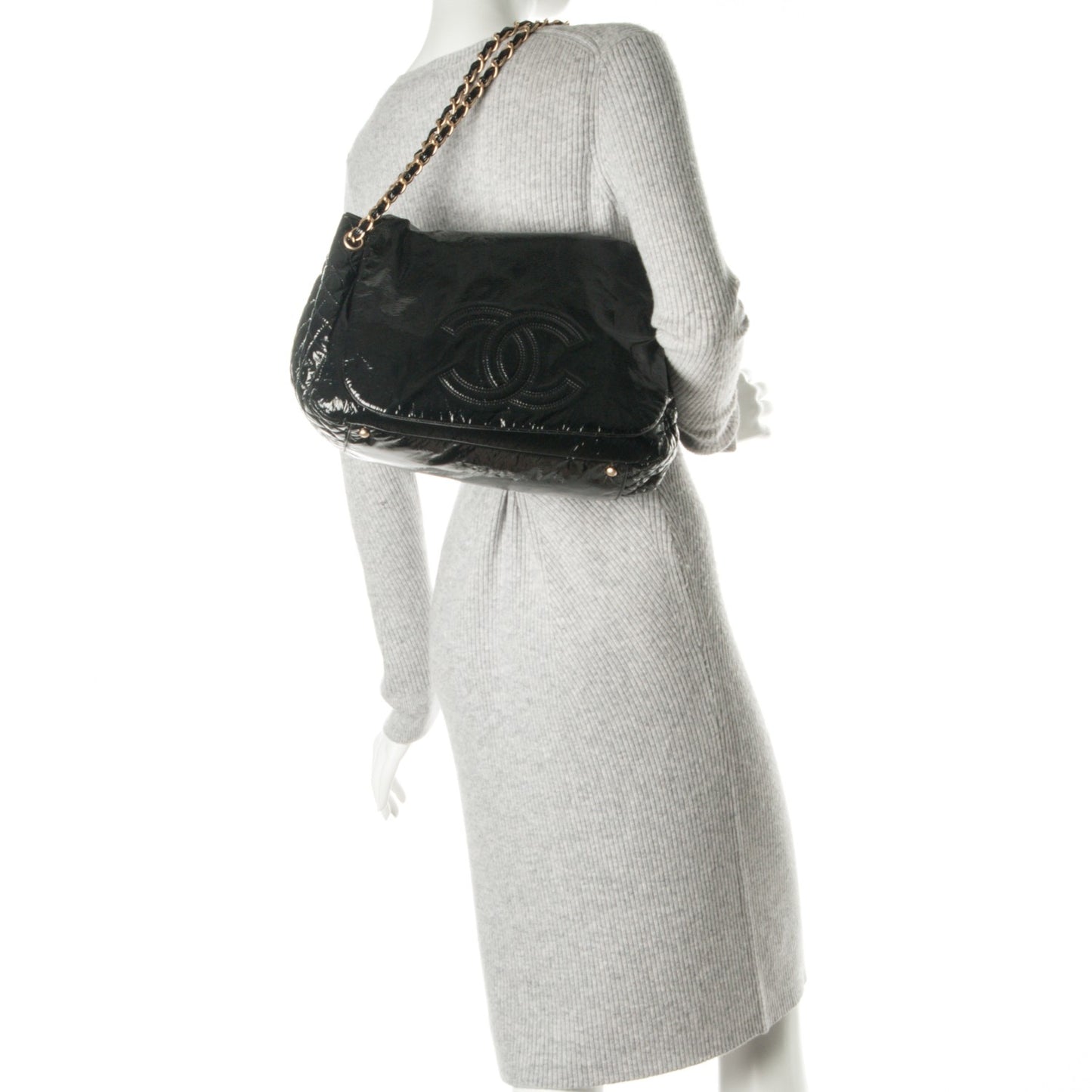 Vinyl XL Rock and Chain Flap Black