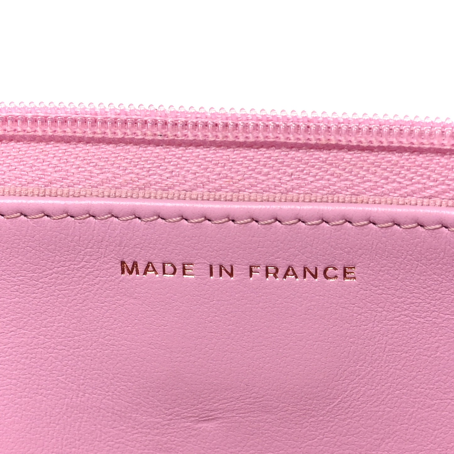 Caviar Quilted Wallet On Chain WOC Pink