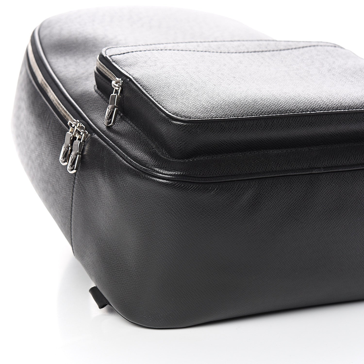 Louis Vuitton Taiga Alex Backpack Black 537434 – FASHIONPHILE