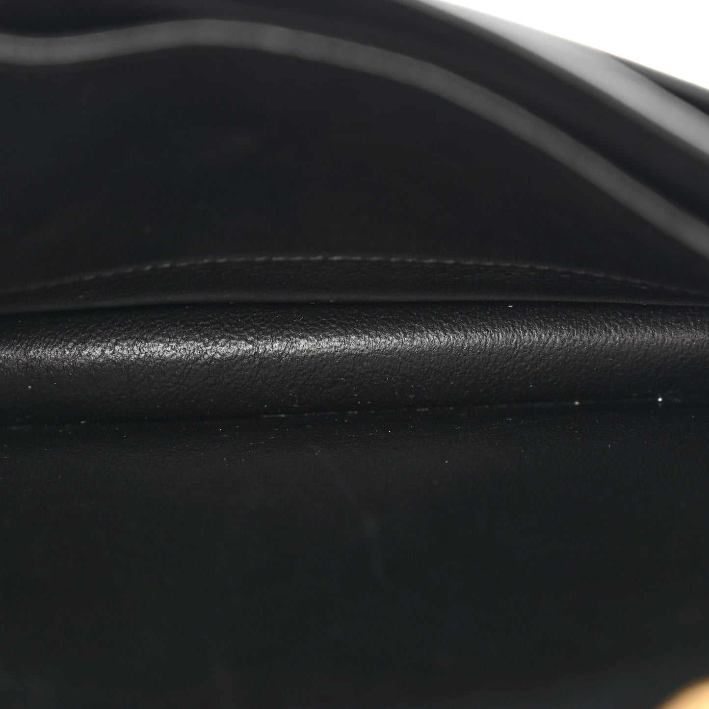SAINT LAURENT Grain De Poudre Monogram Cassandra Clasp Bag Black