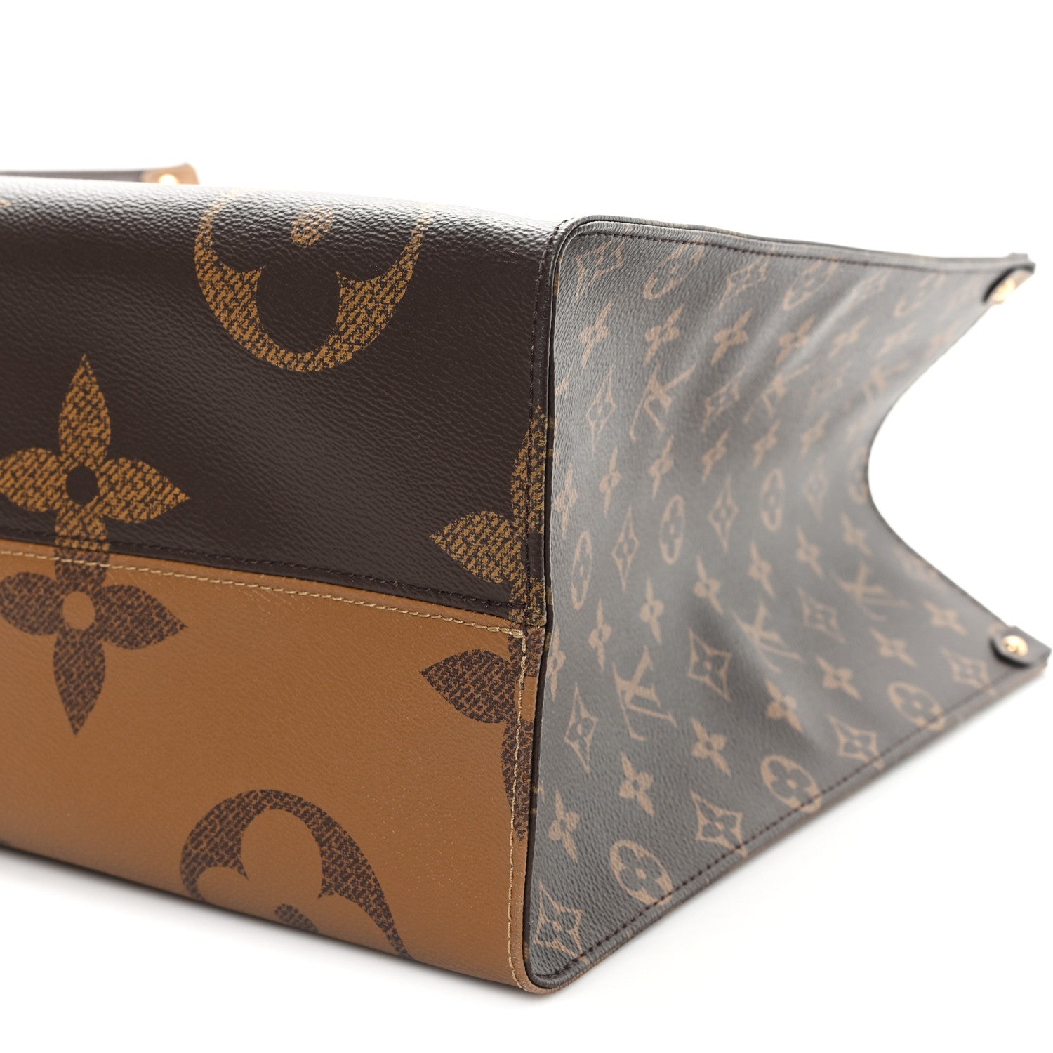 Louis Vuitton Reverse Monogram Giant Onthego GM 8 of 8