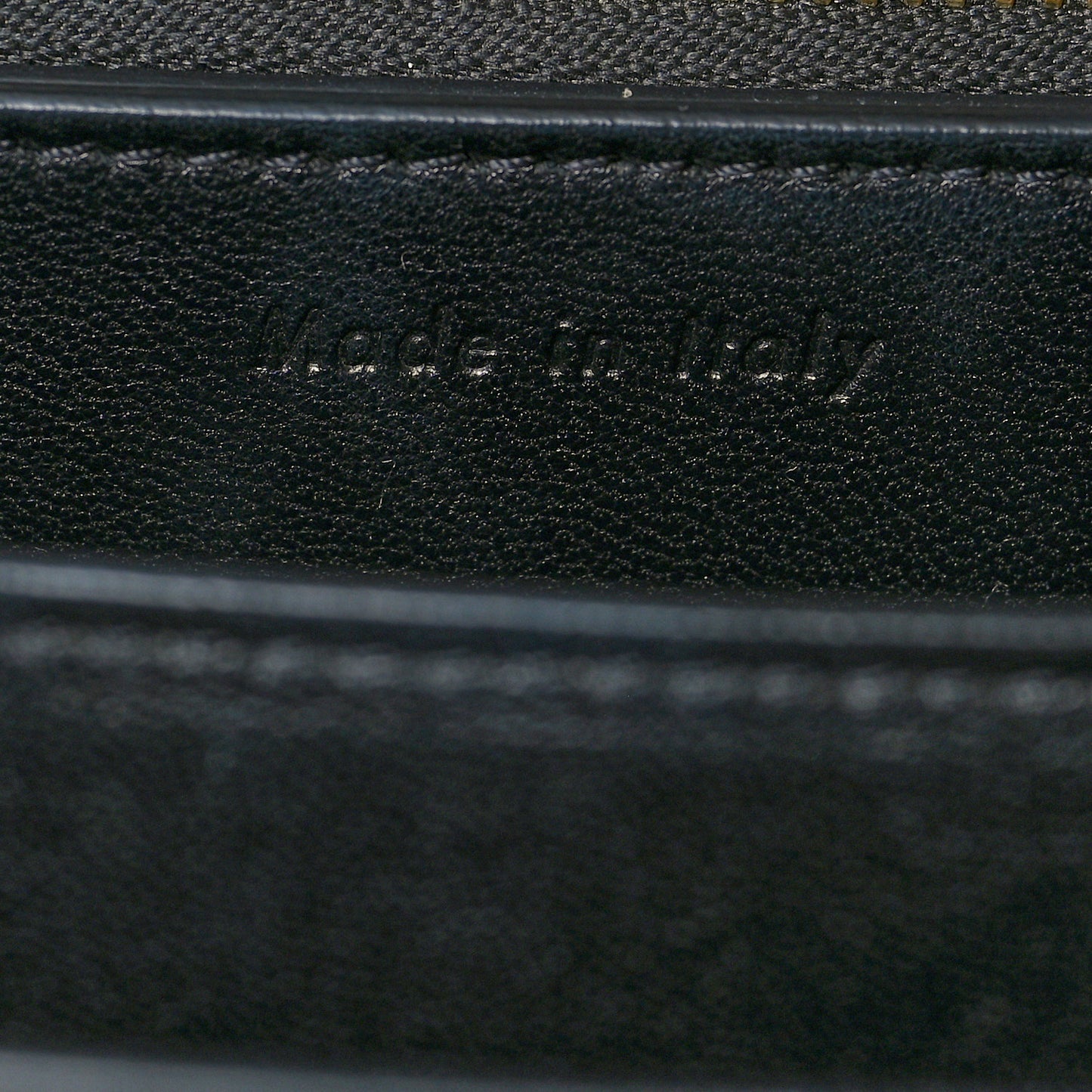 Box Calfskin Medium Classic Box Flap Bag Black