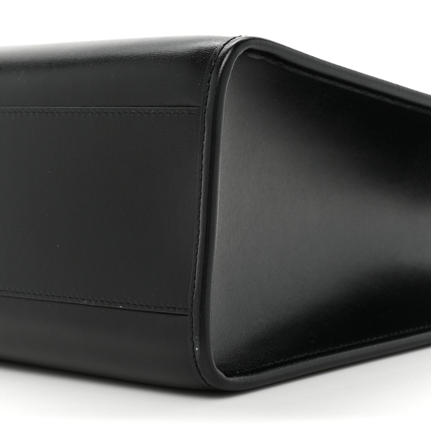 Smooth Calfskin Maillon Cabas Tote Black