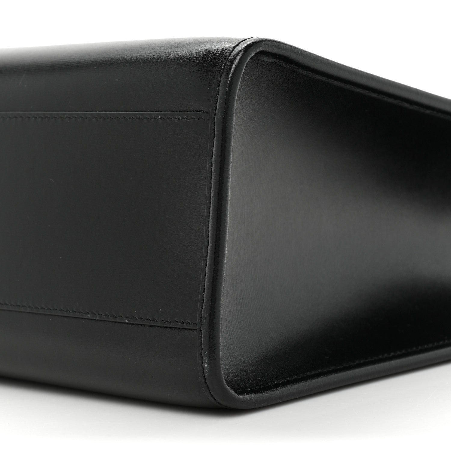 Saint Laurent Smooth Calfskin Maillon Cabas Tote Black 9 of 15