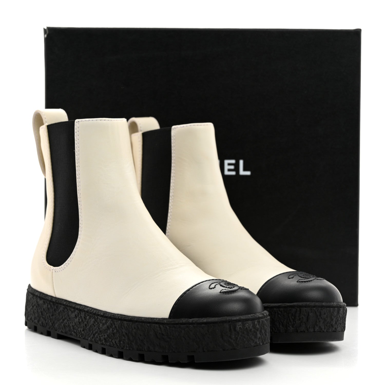 Chanel Calfskin Cap Toe CC Ankle Boots 38 White Black 9 of 9