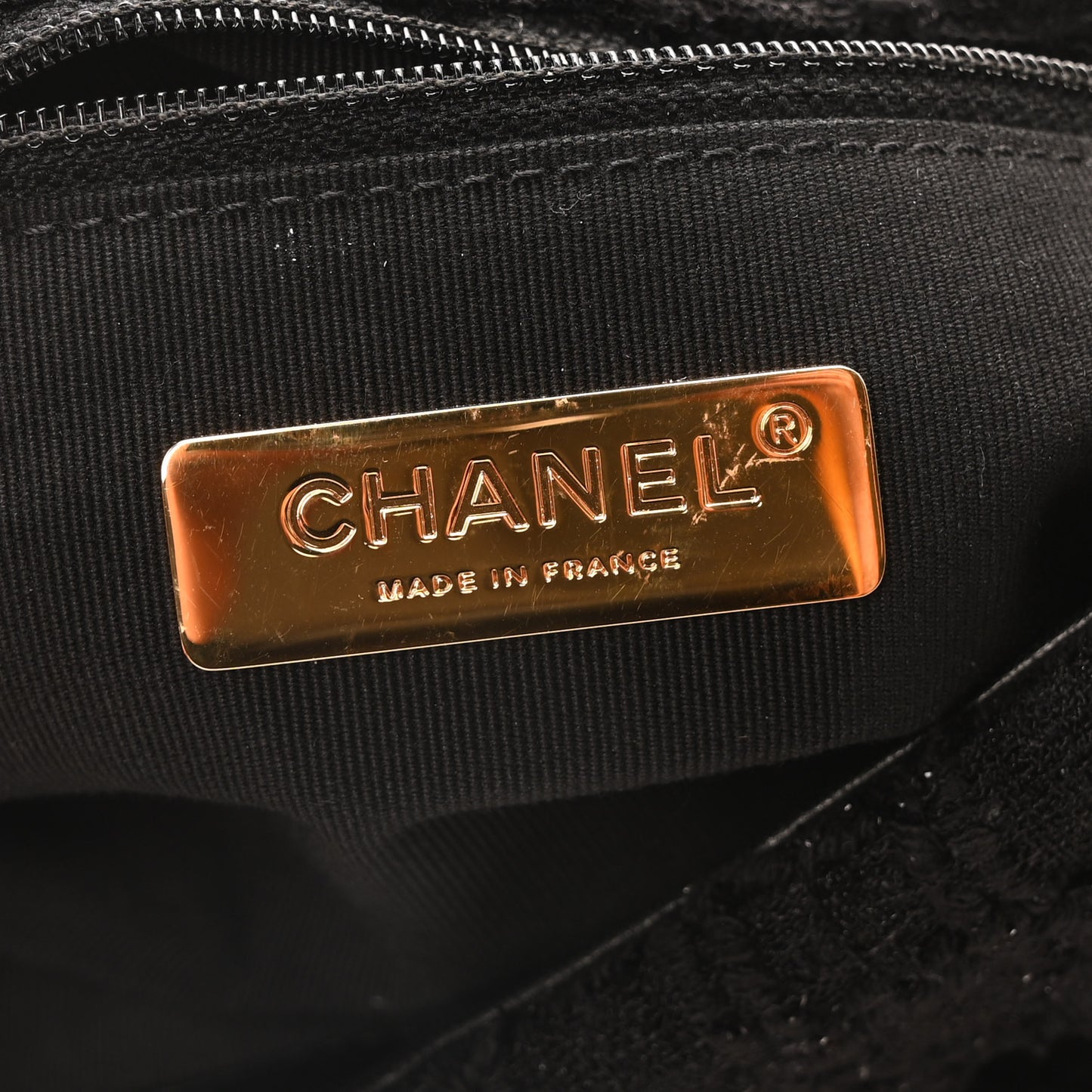 Tweed Quilted Medium Chanel 19 Flap Black Black