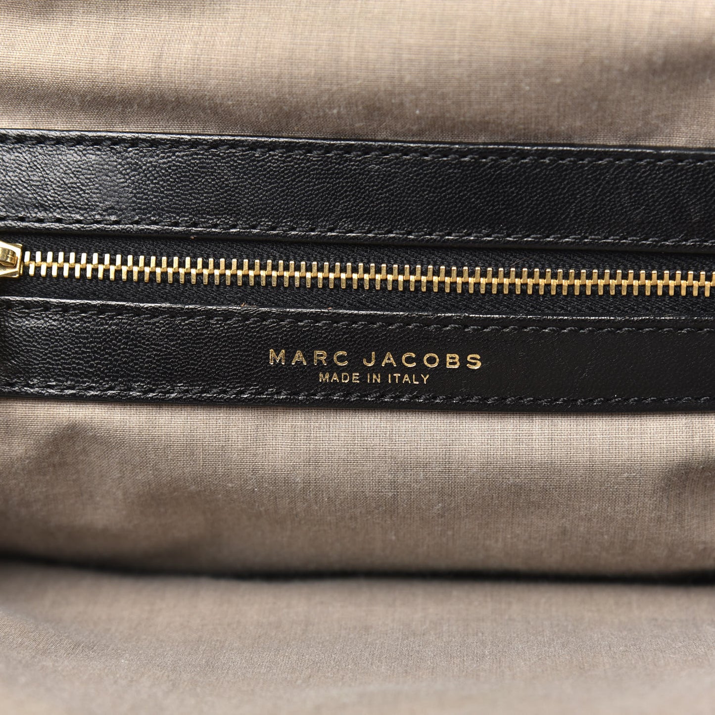 Calfskin Quilted Stam Black
