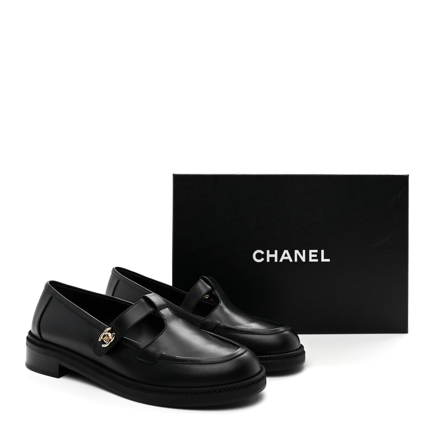Calfskin CC Turnlock Moccasin Loafers 40 Black