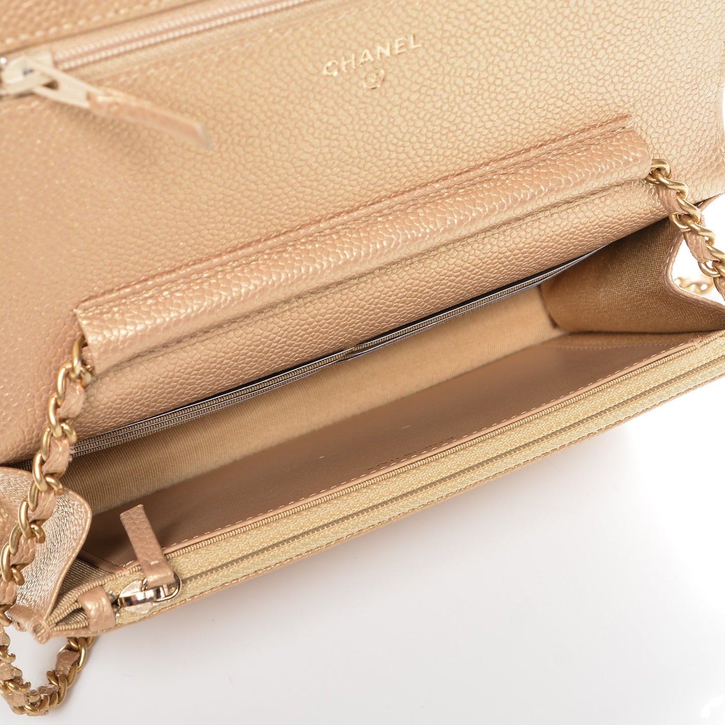 Pearly Caviar Quilted Wallet On Chain WOC Gold