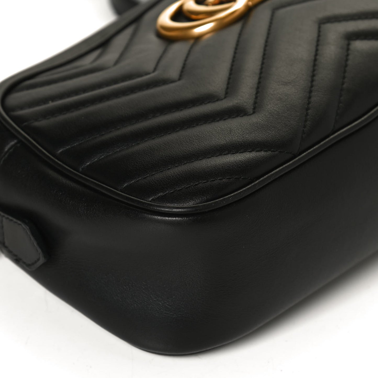 Calfskin Matelasse Small GG Marmont Chain Shoulder Bag Black