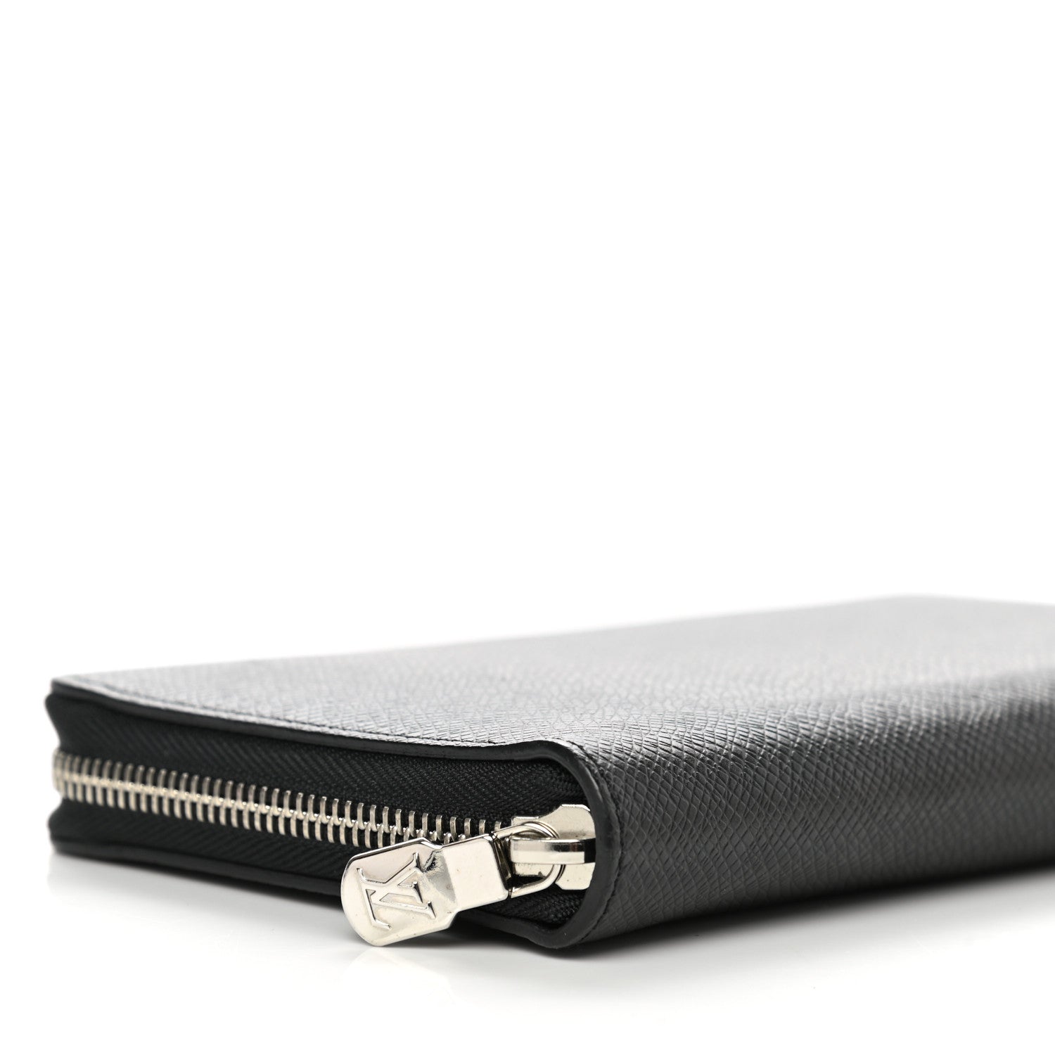 Louis Vuitton Taiga Zippy Organizer Wallet Black 7 of 8