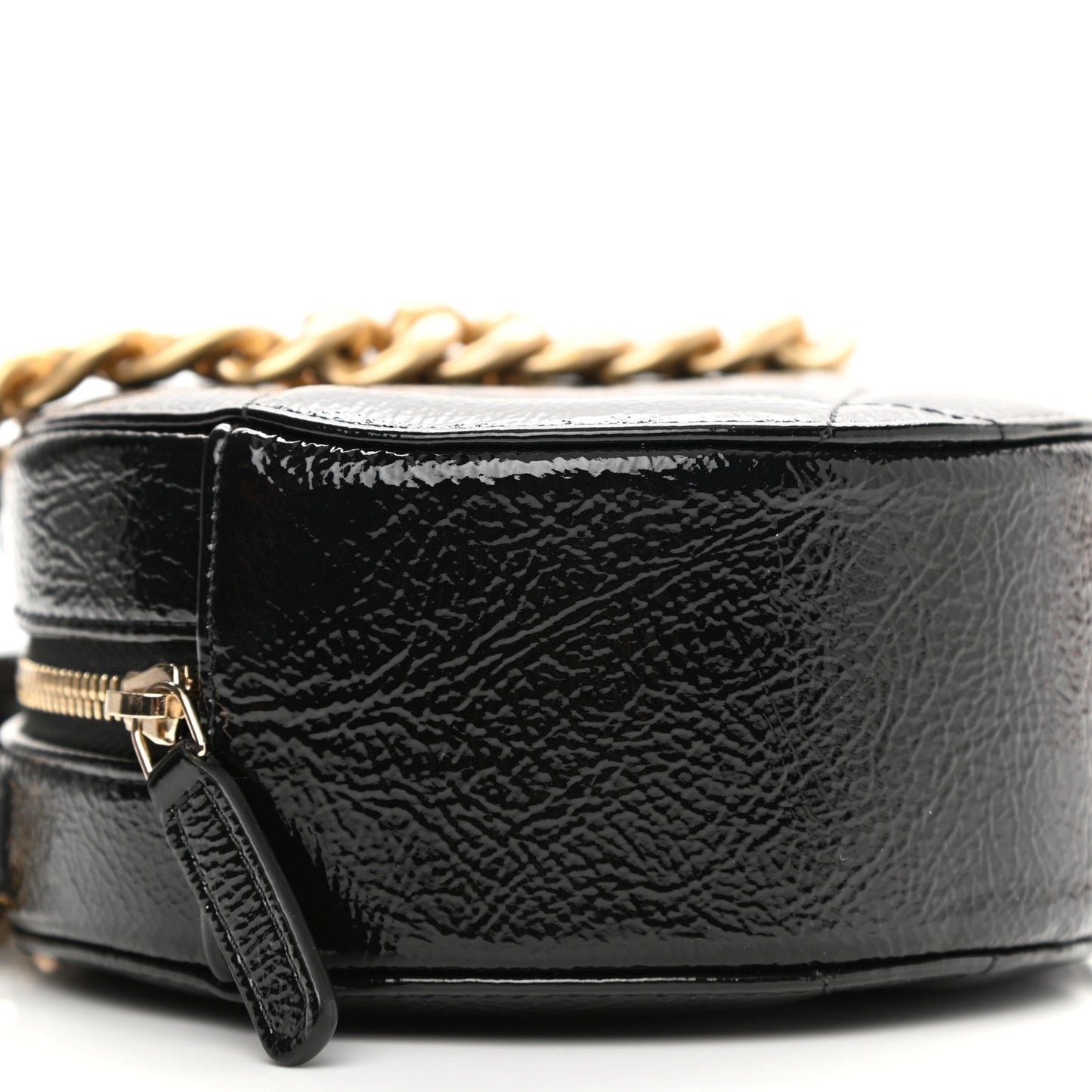 Shiny Crumpled Calfskin Quilted Chanel 19 Round Clutch With Chain Black