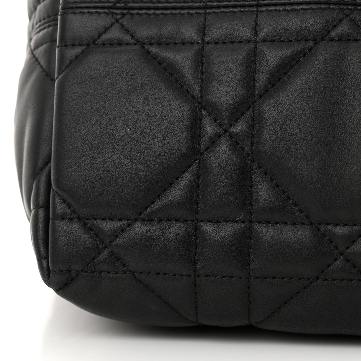Calfskin Macrocannage Large Toujours  Black