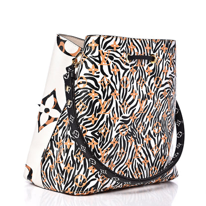 Louis Vuitton Monogram Giant Jungle NéoNoé Ivory 2 of 7