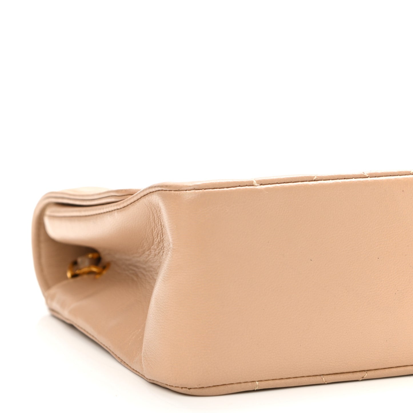 Lambskin Quilted Medium Single Flap Beige