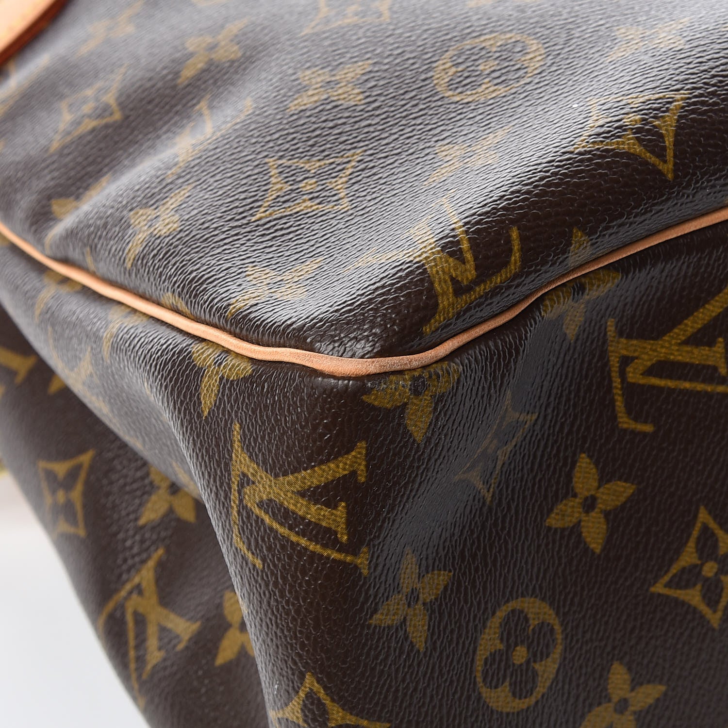 Louis Vuitton Monogram Batignolles Horizontal 12 of 13
