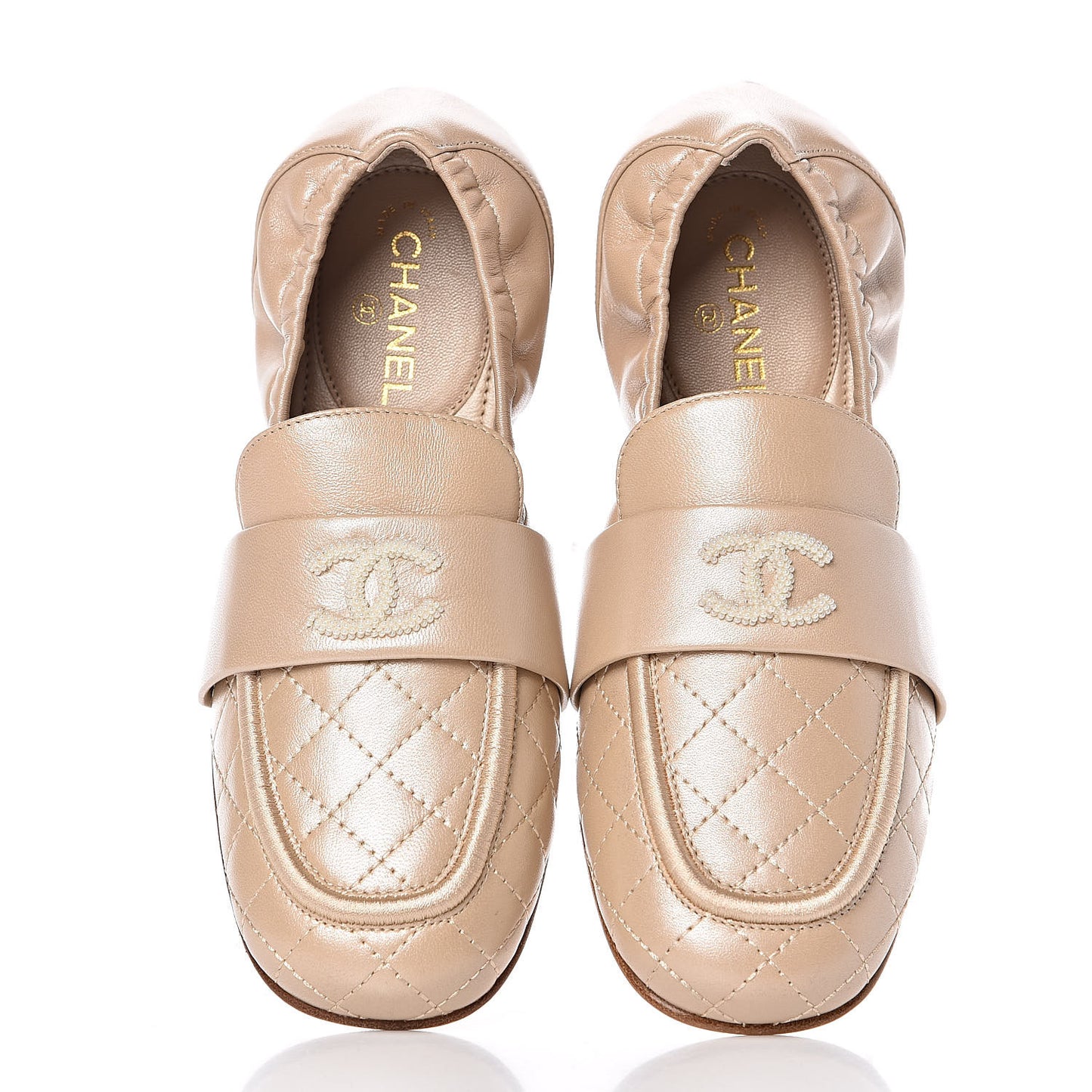 Laminated Lambskin Womens Quilted Elastic CC Moccasin Loafers 34.5 Beige
