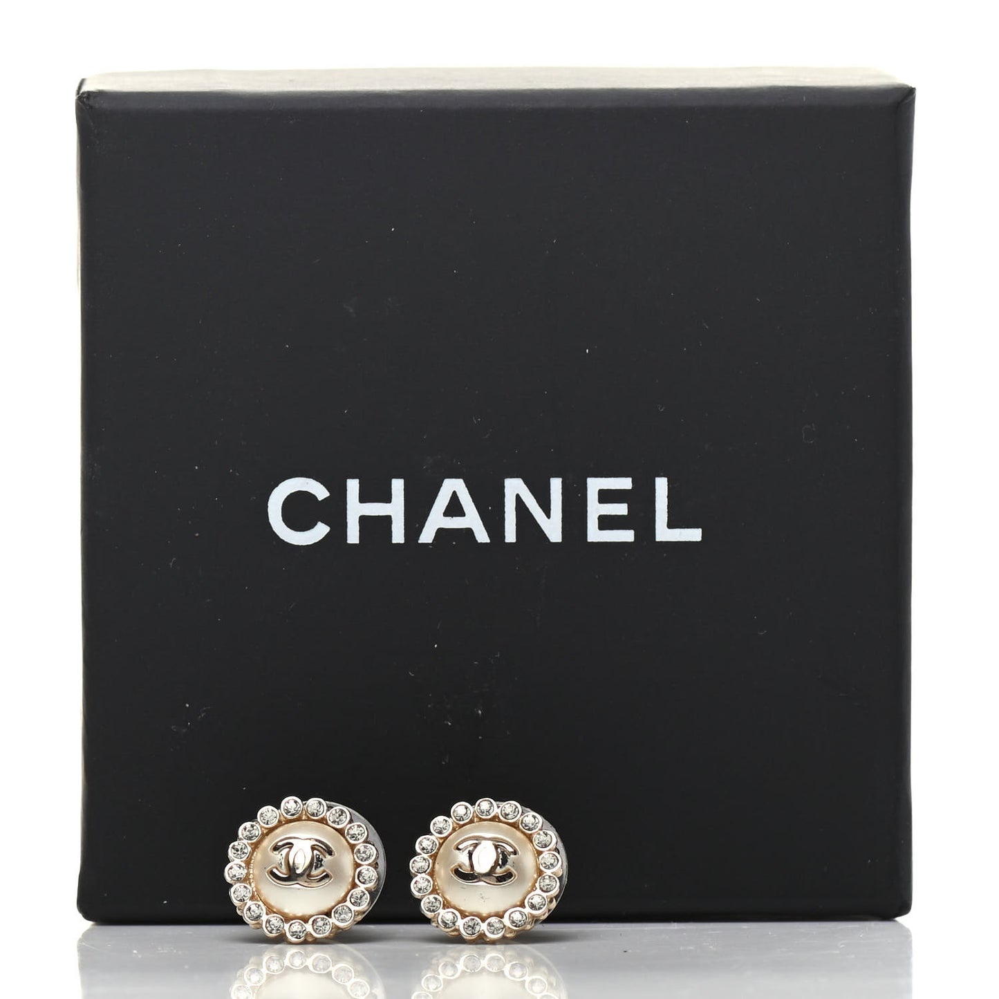 Pearl Crystal CC Round Earrings Light Gold