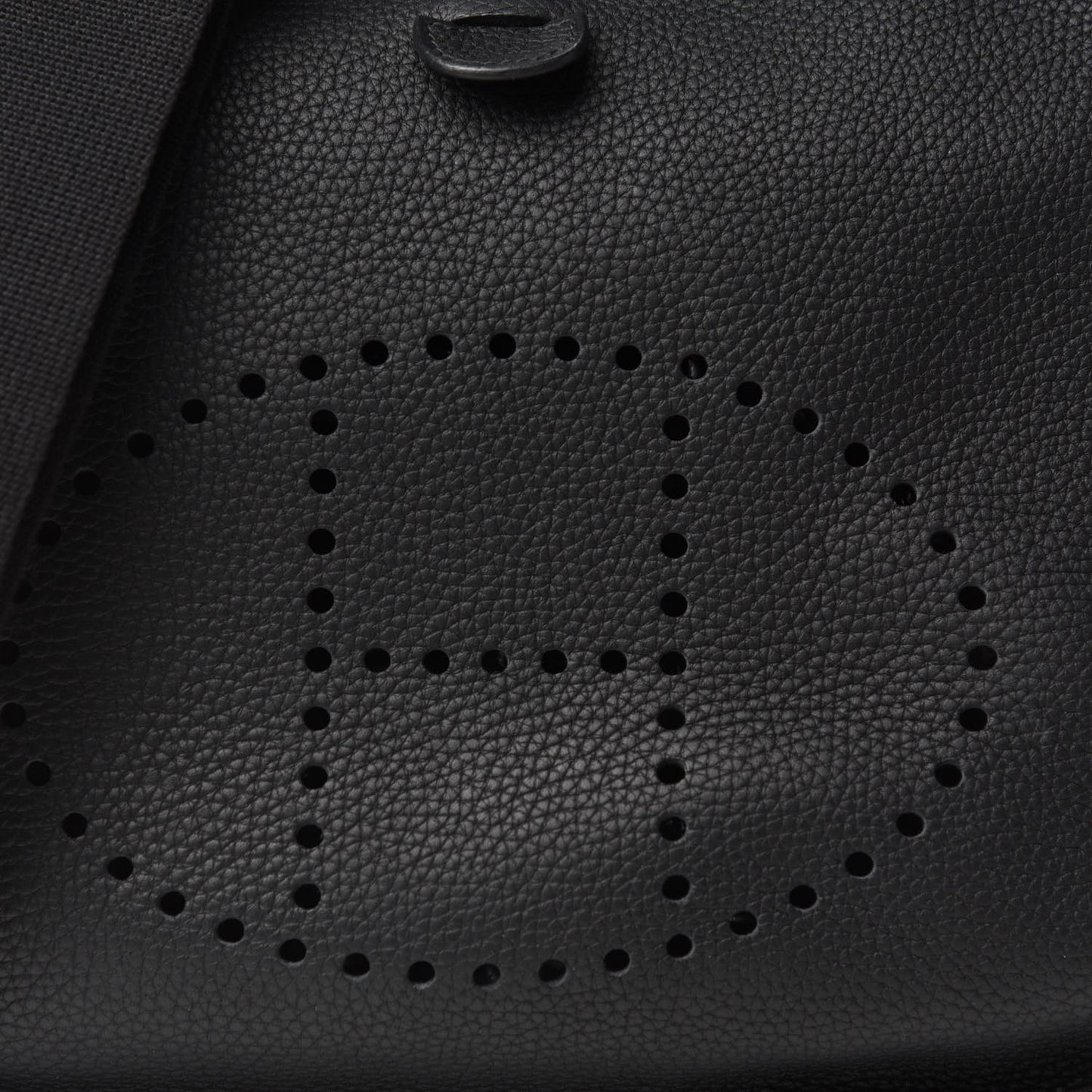 Taurillon Clemence Evelyne III PM Black