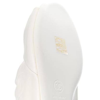 Chanel Lambskin Pearl Bow CC Flat Sandals 40.5 White 10 of 13