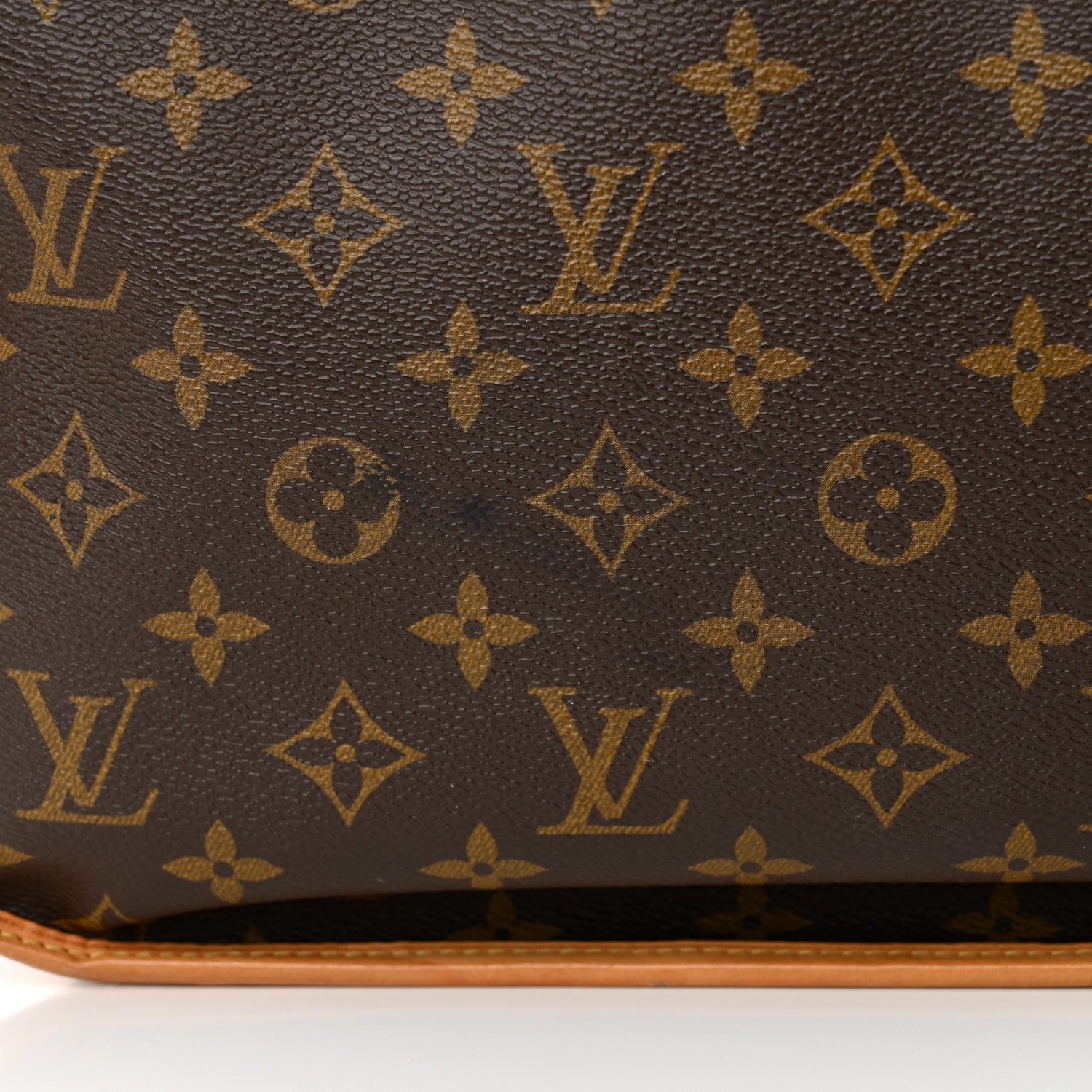 Louis Vuitton Monogram Menilmontant MM 11 of 11
