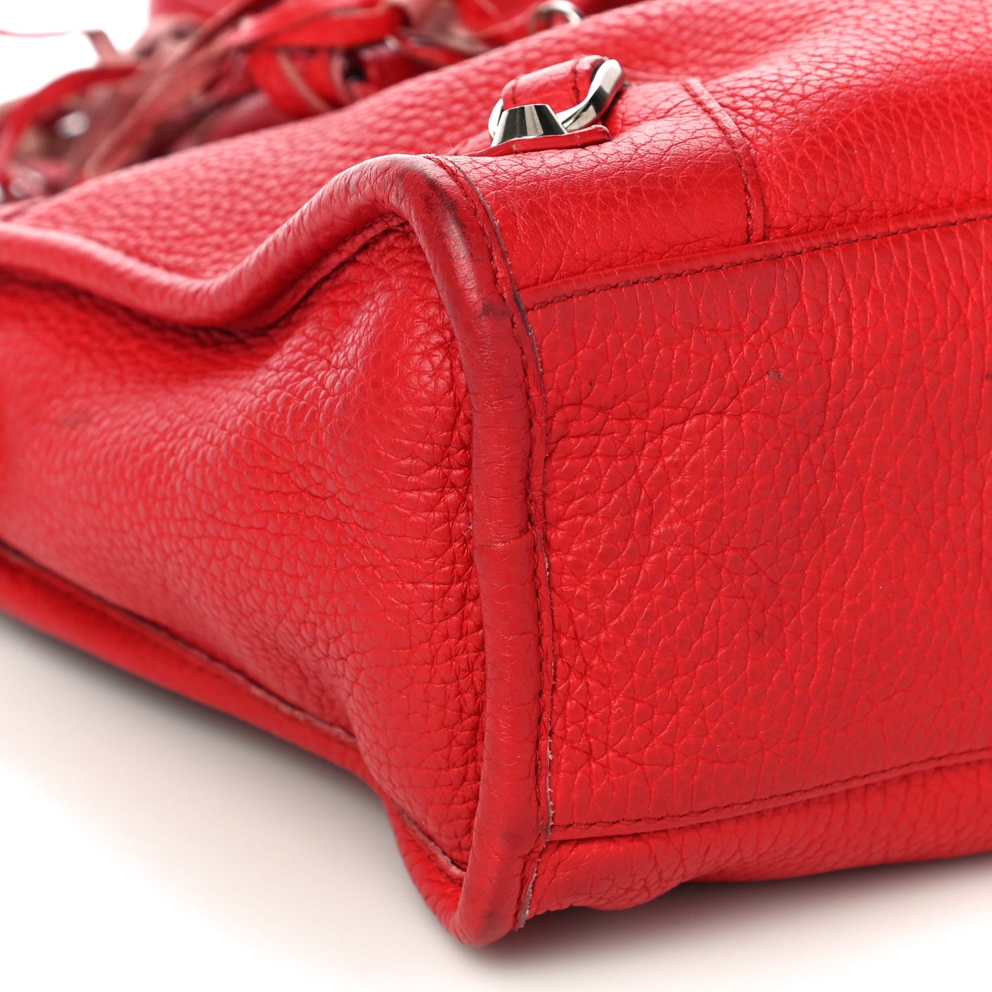 Vibrato Calfskin Classic Silver Hardware S City Rouge Cerise