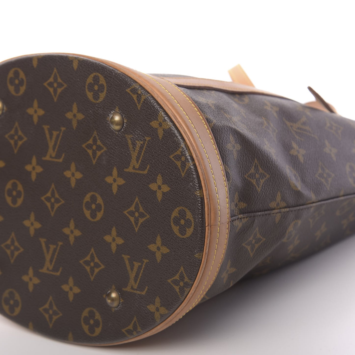 Monogram Bucket 27