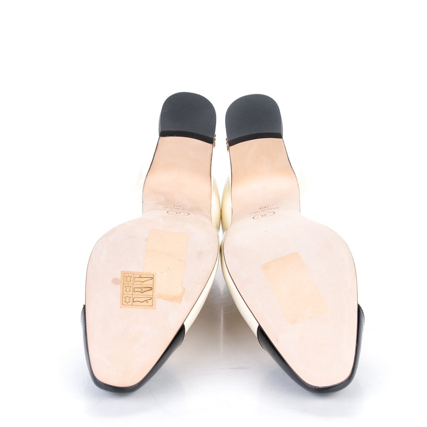 Patent Calfskin CC Cap Toe Low Heel Pumps 39 White Black