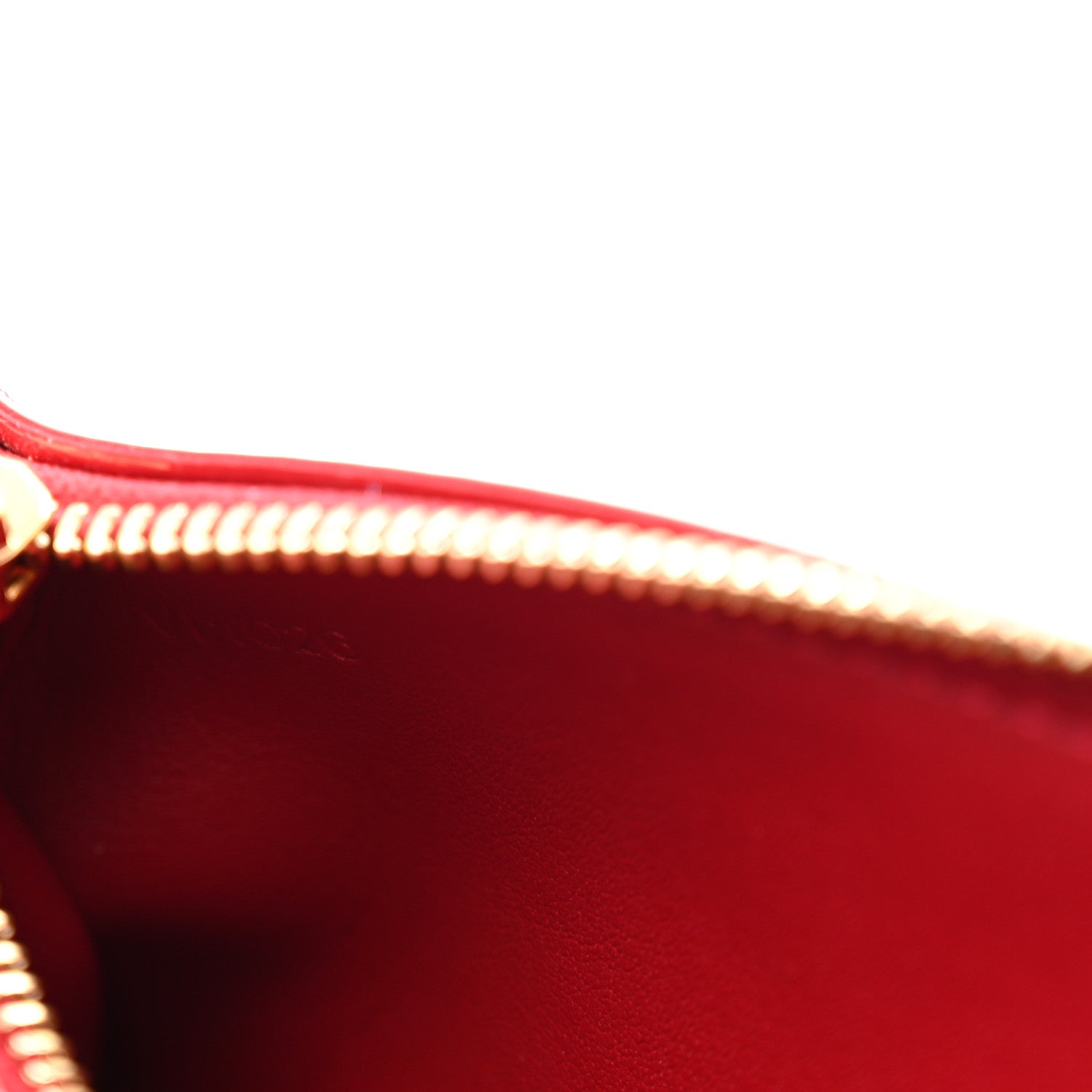 Louis Vuitton Vernis Bedford Pomme D'Amour 7 of 12
